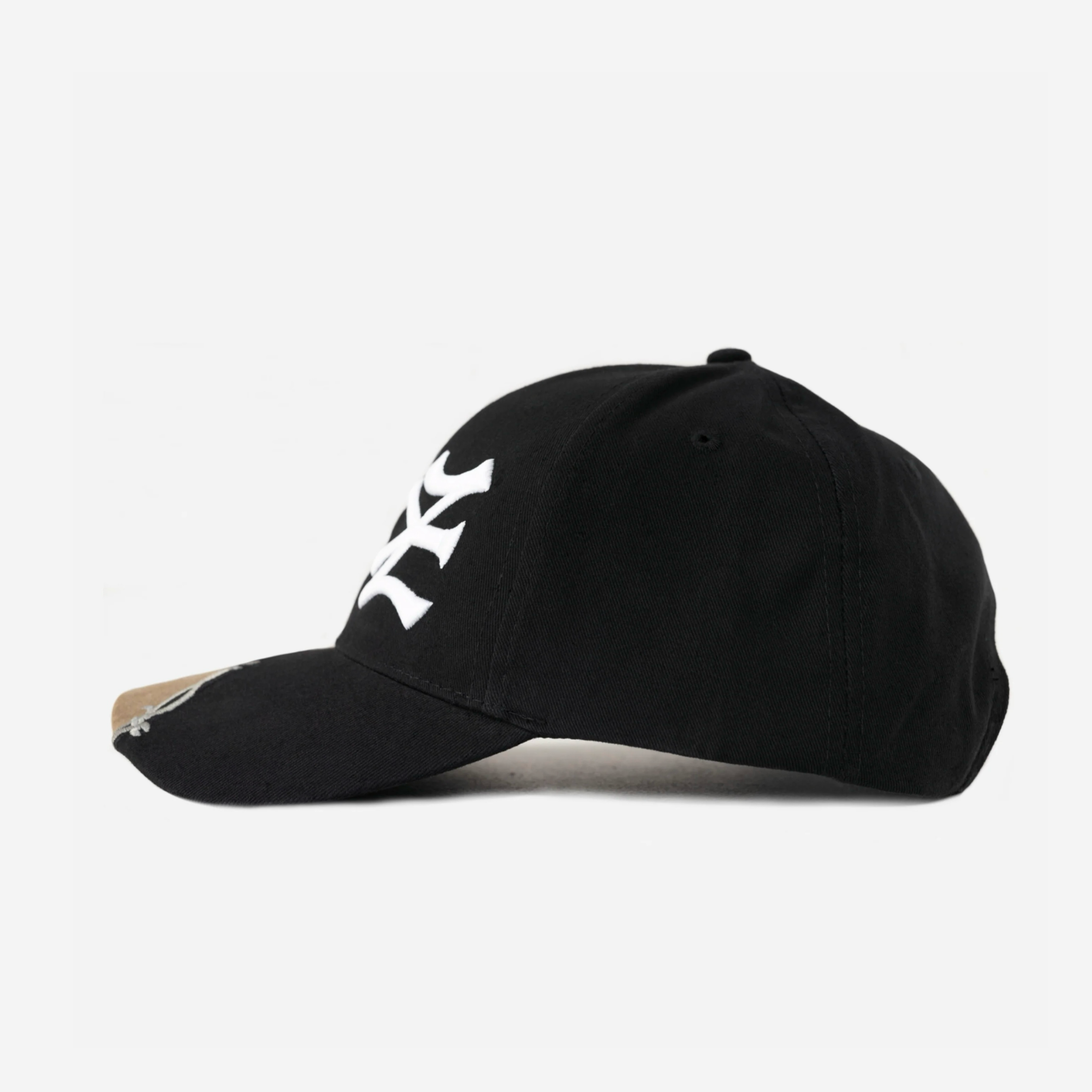 NY NY METAL CAMO HAT (BLACK)