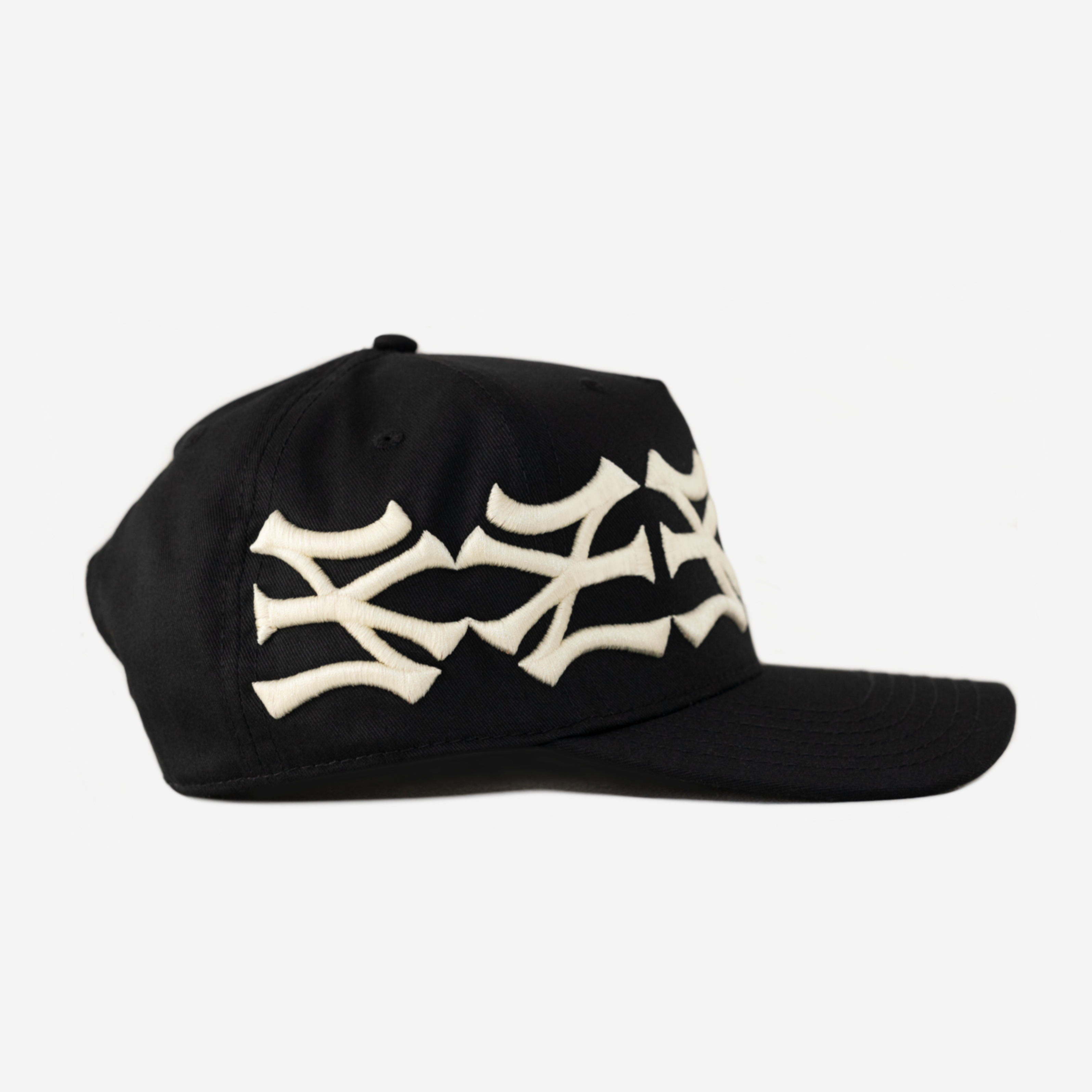 NY NY CROWN HAT (BLK/CRM)