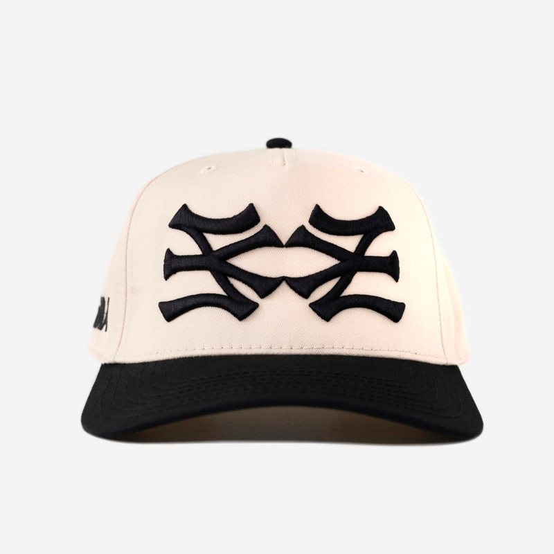 NY NY HAT CURVED BRIM (CRM/BLK)