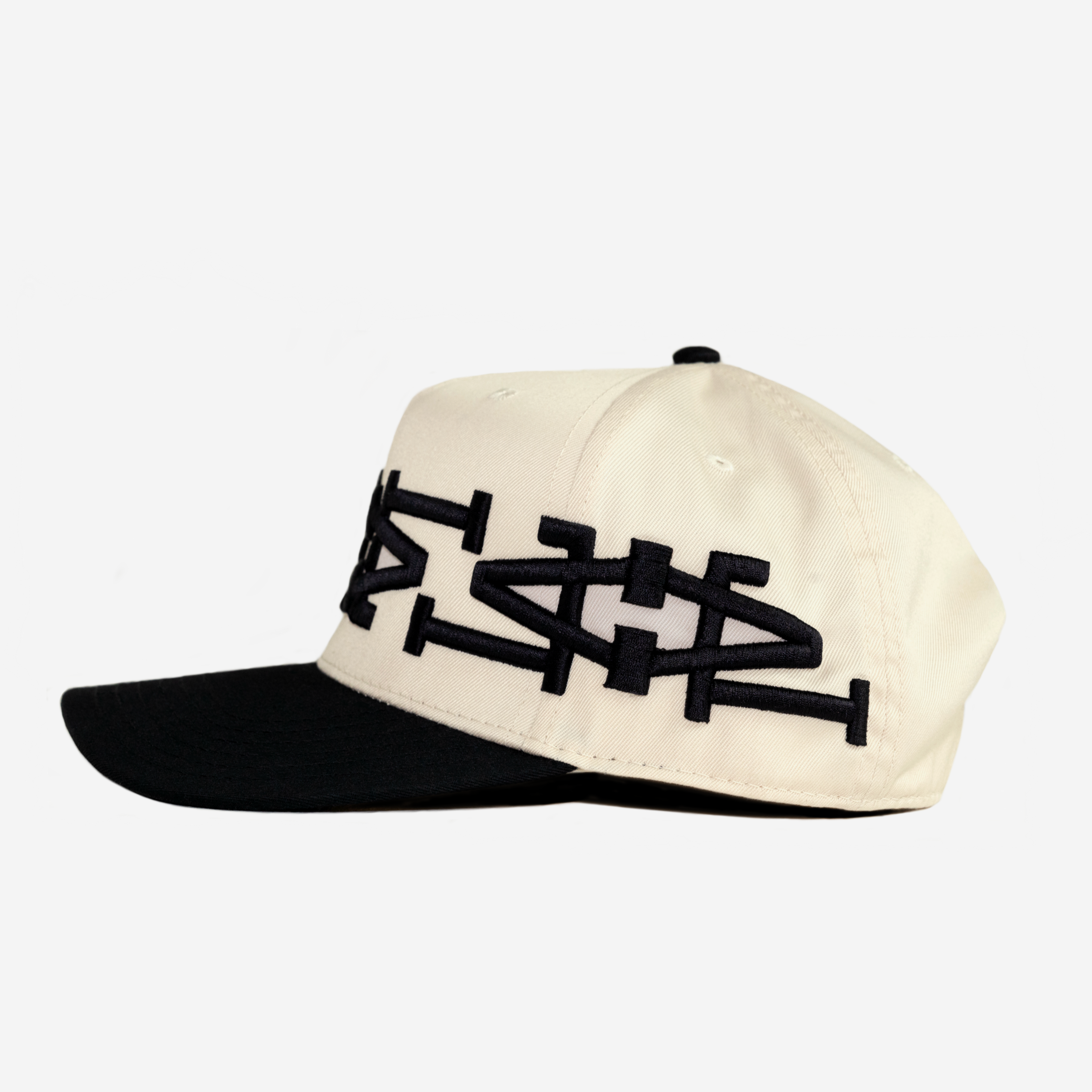 LA LA CROWN HAT (CRM/BLK)